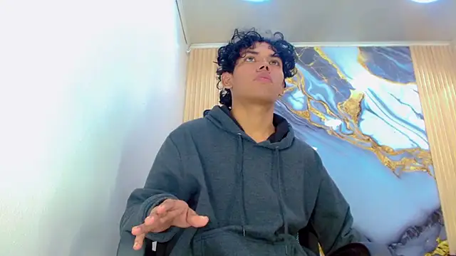 Show modela DaviidBuckx_ na web-kameri