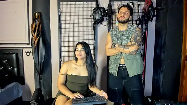 Twisted_Fantasy 라이브 XXX 채팅