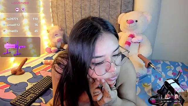 SaraCrow – Naživo XXX chat