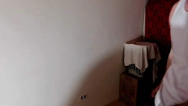 Chatroom XXX en direct de Kenner_fox77