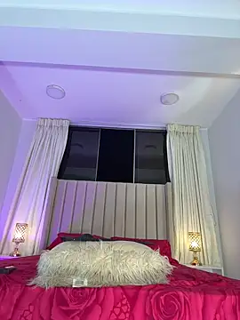 Chat +18 de Aliison_Smith ao vivo