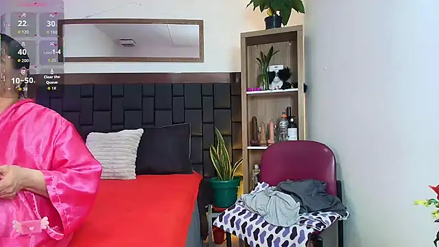 EllenaBoobs_ Chat XXX live