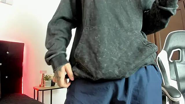 eren_jeagerのライブXXXチャット