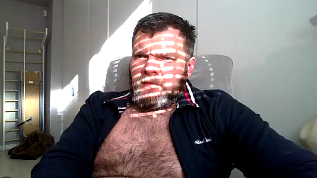 Chatroom XXX en direct de Hot_Adonis