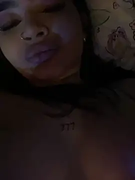 Sembang XXX Secara Langsung HornyWhitie