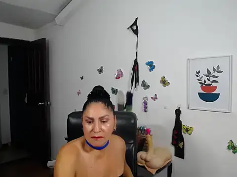 mature_bigboobs10 Live XXX Chat