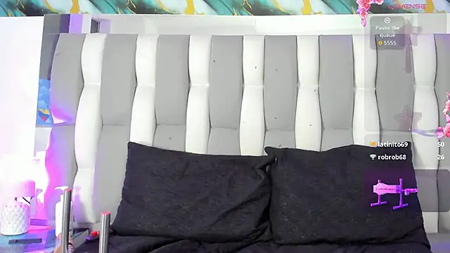 IsaDiiazのライブXXXチャット