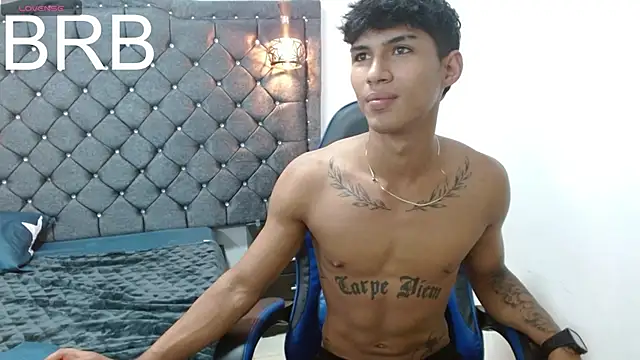 luka_big18 – Naživo XXX chat