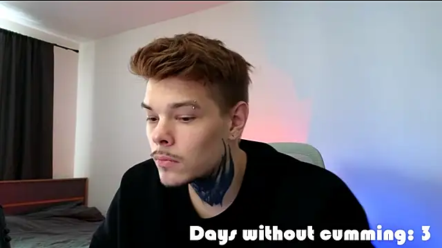 DENIS_HERE élő XXX-chatje