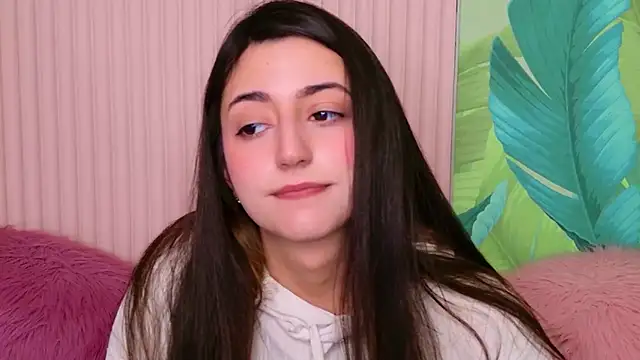 Gloria_Bendall Adlı Modelin Canlı XXX Sohbeti