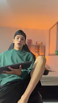 Sebastian_Reed Chat XXX in diretta