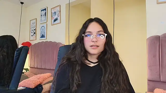 Hanabie_: онлайн-секс-чат