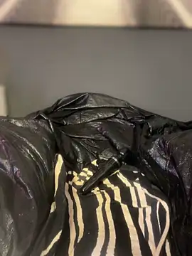 SEXaddictCANDY10: онлайн-секс-чат