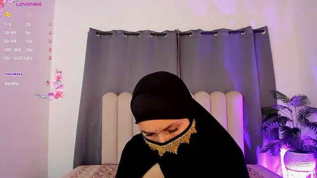 Latifa_ali Chat XXX in diretta