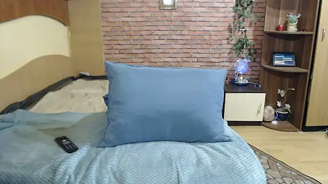 EvelyneFlirtyMilf Chat XXX in diretta