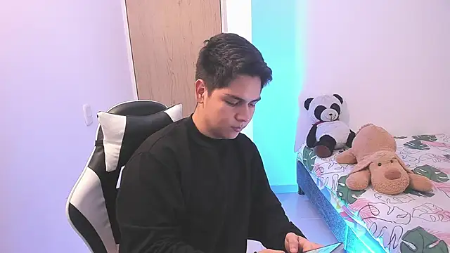 Asta_YunoXXX webcam show