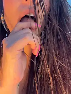 Mau_White 现场XXX聊天