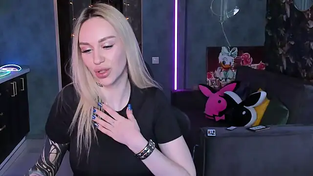 Blckmirrorr Adlı Modelin Canlı XXX Sohbeti