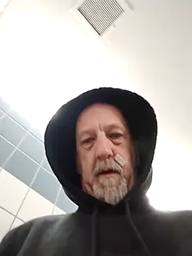 Yankeedave420 Adlı Modelin Canlı XXX Sohbeti