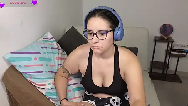 แชท XXX สดของ blue__moon_