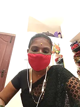 Tamil_Yalini12 Adlı Modelin Web Kamerası Şovu