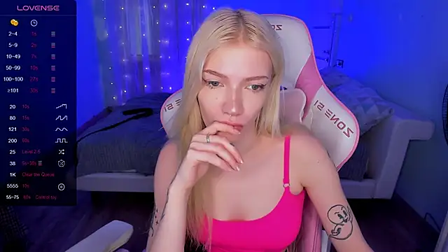 AnyaTaylor_'s Webcam Show