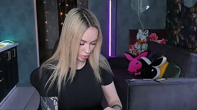 Živý XXX chat Blckmirrorr