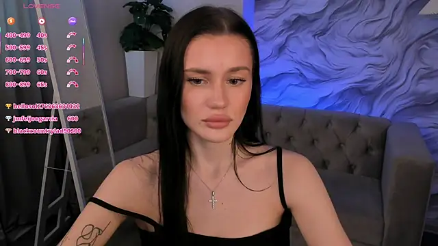 Aria_Mila Chat XXX in diretta