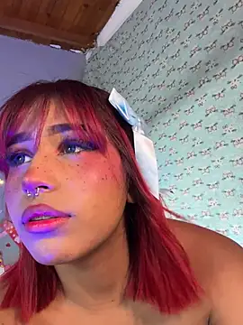 kira_touka লাইভ XXX চ্যাট