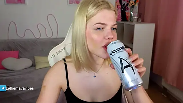 Chat XXX en directo de Maya_Rave