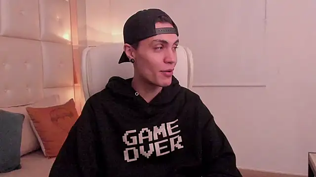 dark_sun302 Webcam Show