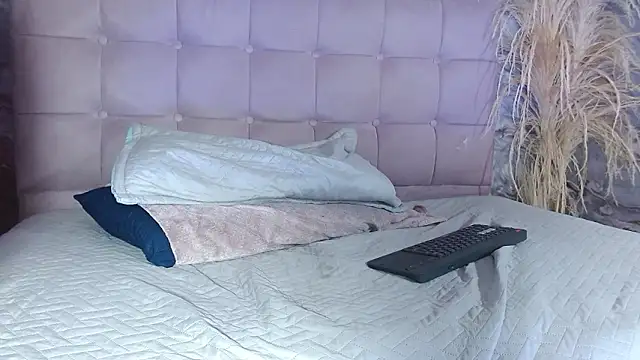 mya_blaze live XXX chat