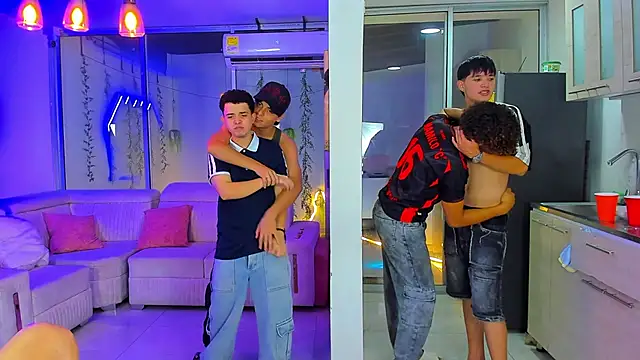 Houseofwarrios Show Webcam