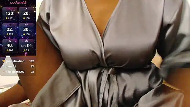 ebony_sussy: онлайн-секс-чат