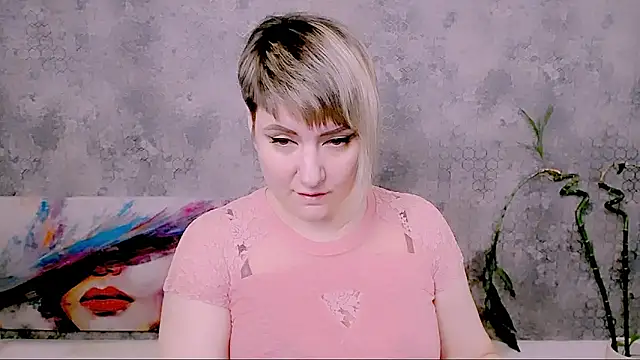 Djullia: онлайн-секс-чат