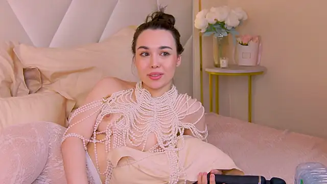 Chat +18 de MiaMarlow ao vivo