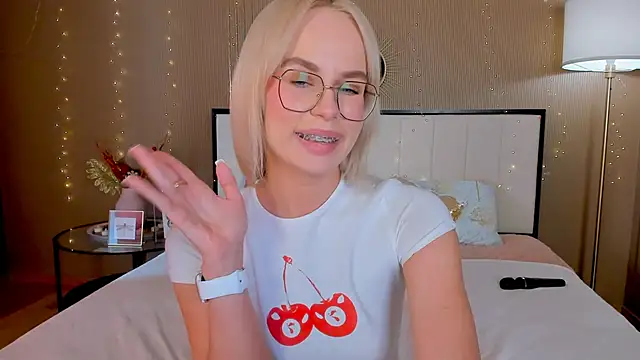 bellatip's Live XXX Chat