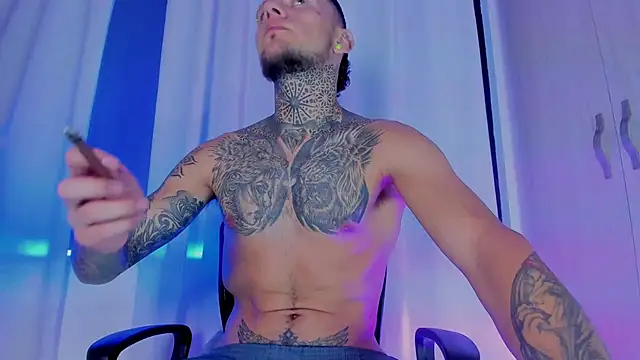 แชท XXX สดของ Kings_Ultimate