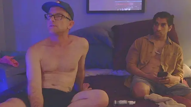 NWBuilt's Live XXX Chat