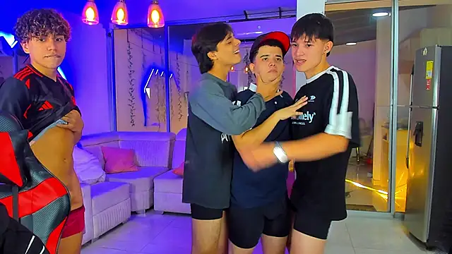 Houseofwarriosのウェブカメラショー