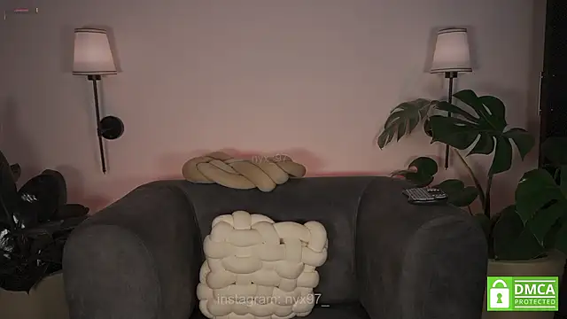 nyx_97: онлайн-секс-чат