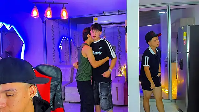 Houseofwarrios webcam show