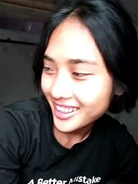 Hoa-tuylip's Webcam Show