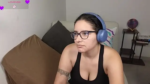 Chat +18 de blue__moon_ ao vivo