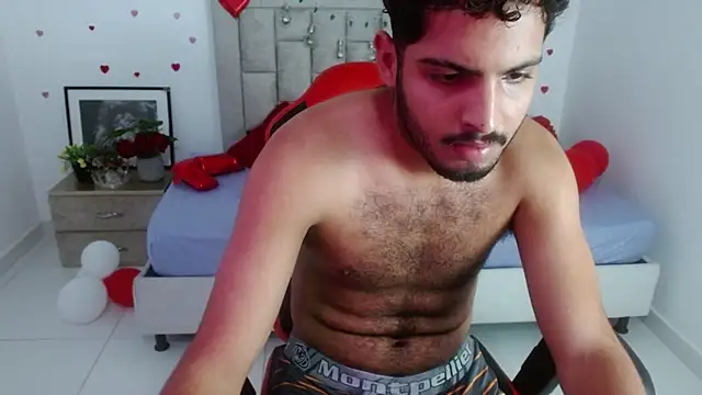 XXX chat uživo modela mister_fox723