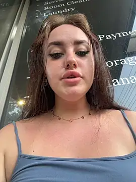 Show de KiraSunshine na webcam