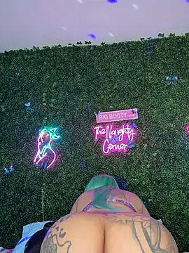 RenaThickAss Obrolan Langsung XXX