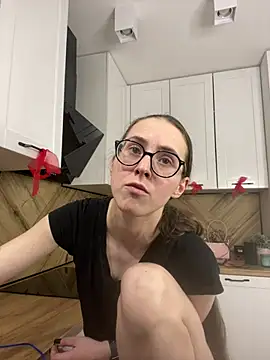 Czat XXX na żywo – MartiniiSelenna