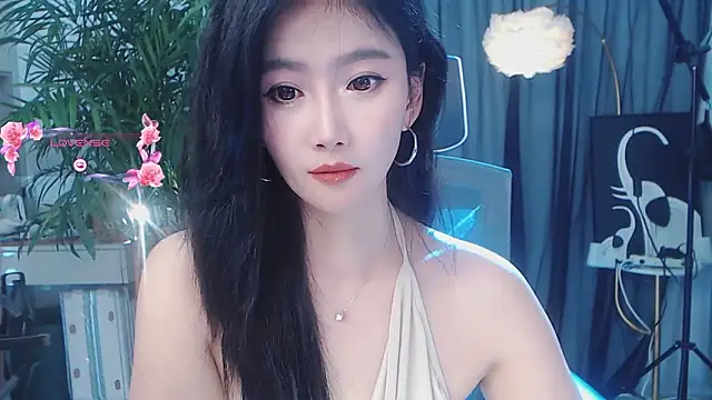 Онлайн чат XXX feifei-love