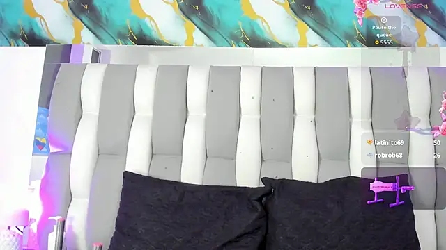 IsaDiiaz লাইভ XXX চ্যাট